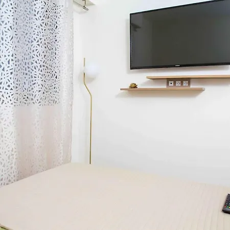 Perle De - 50 Metres De La Plage, Clim, Wifi Апартаменты Ницца