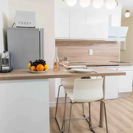 Perle De - 50 Metres De La Plage, Clim, Wifi * Ницца