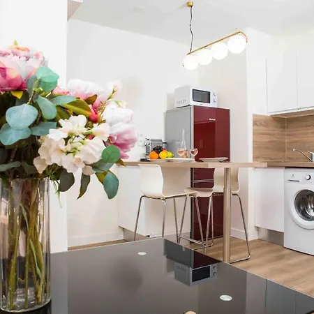 Perle De - 50 Metres De La Plage, Clim, Wifi *